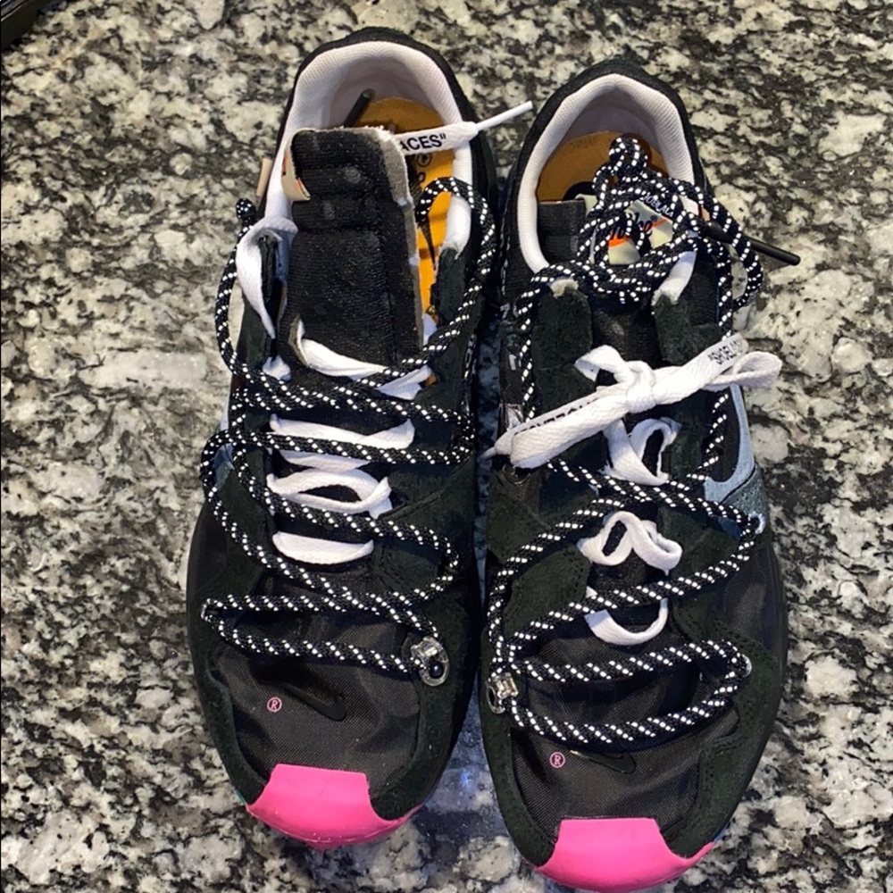 AUTHENTIC!!! Nike OFF-WHITE SNEAKERS